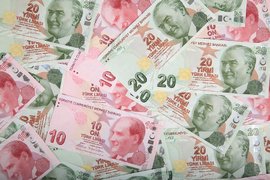 Рекорден спад на турската лира и румънката лея